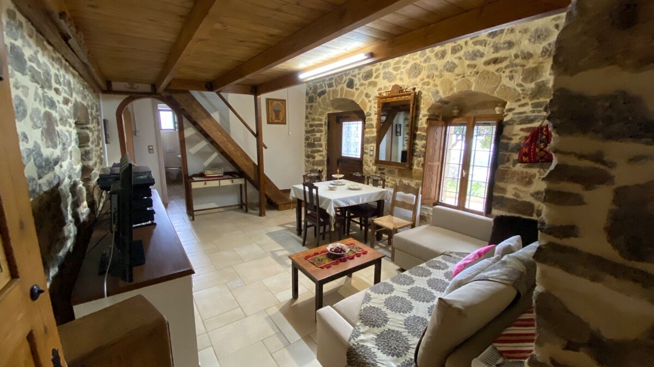 Photo of Livingroom in Nipidhitos