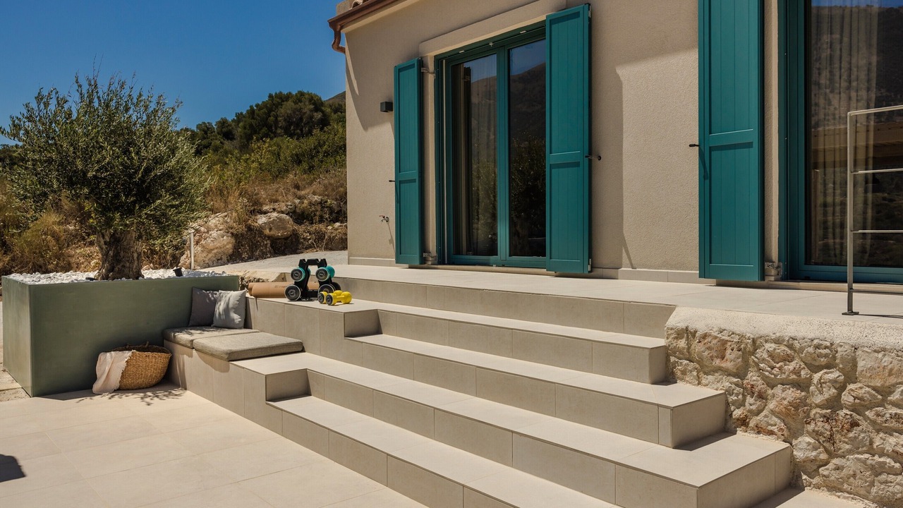 Photo of Outdoor in Zola