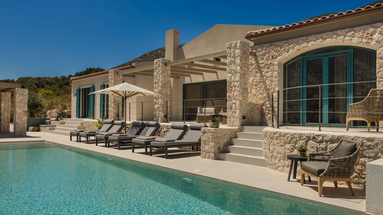 Photo of Outdoor in Zola