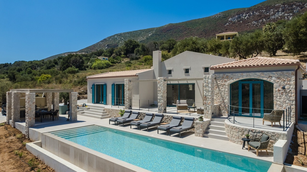Photo of Outdoor in Zola