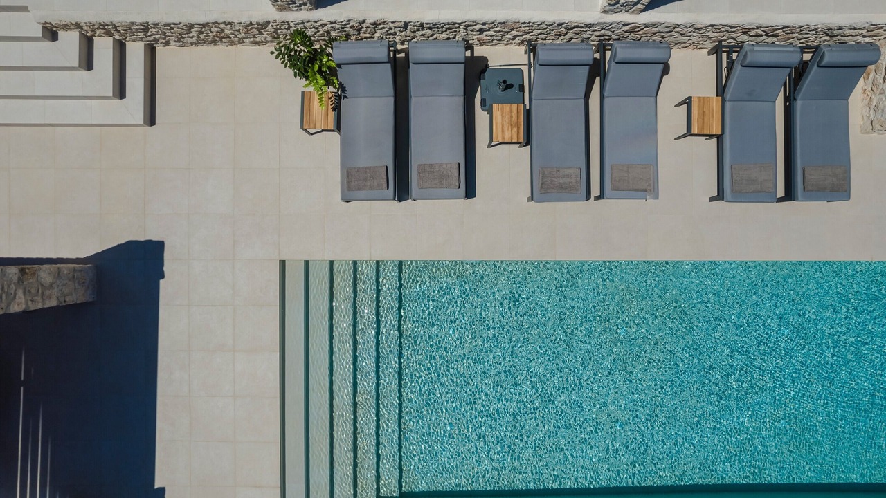 Photo of Outdoor in Zola