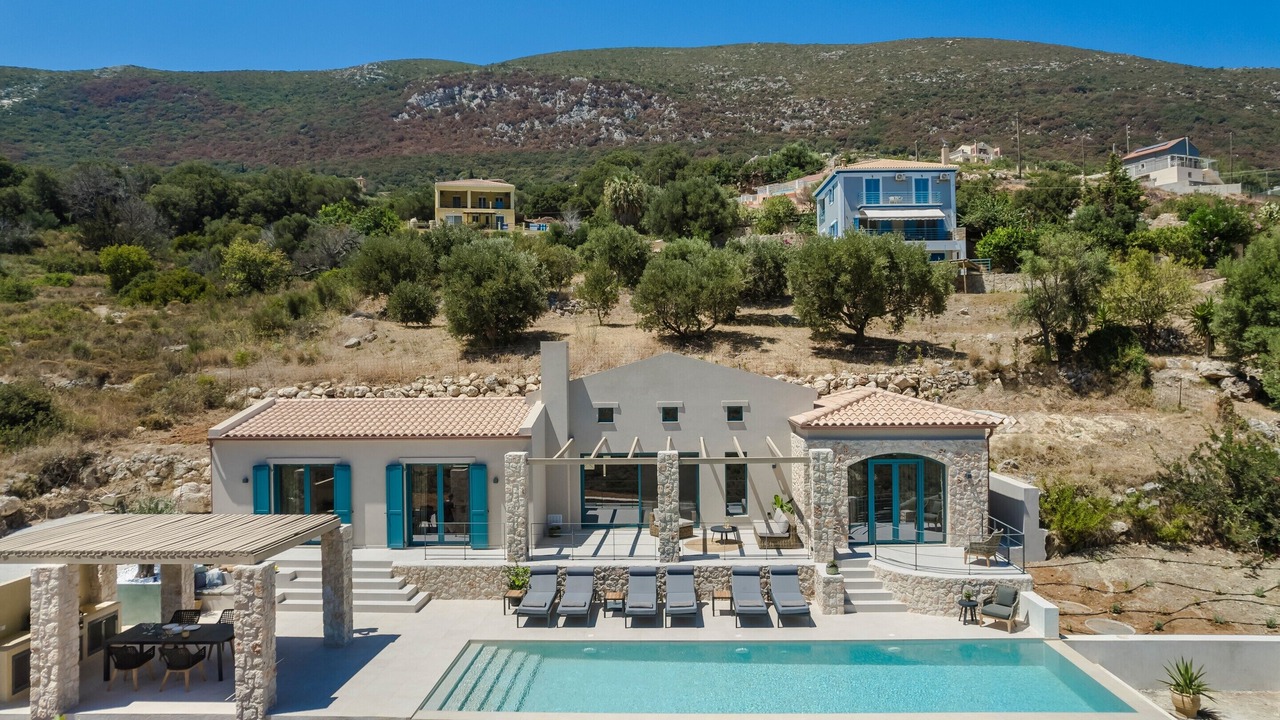 Photo of Outdoor in Zola