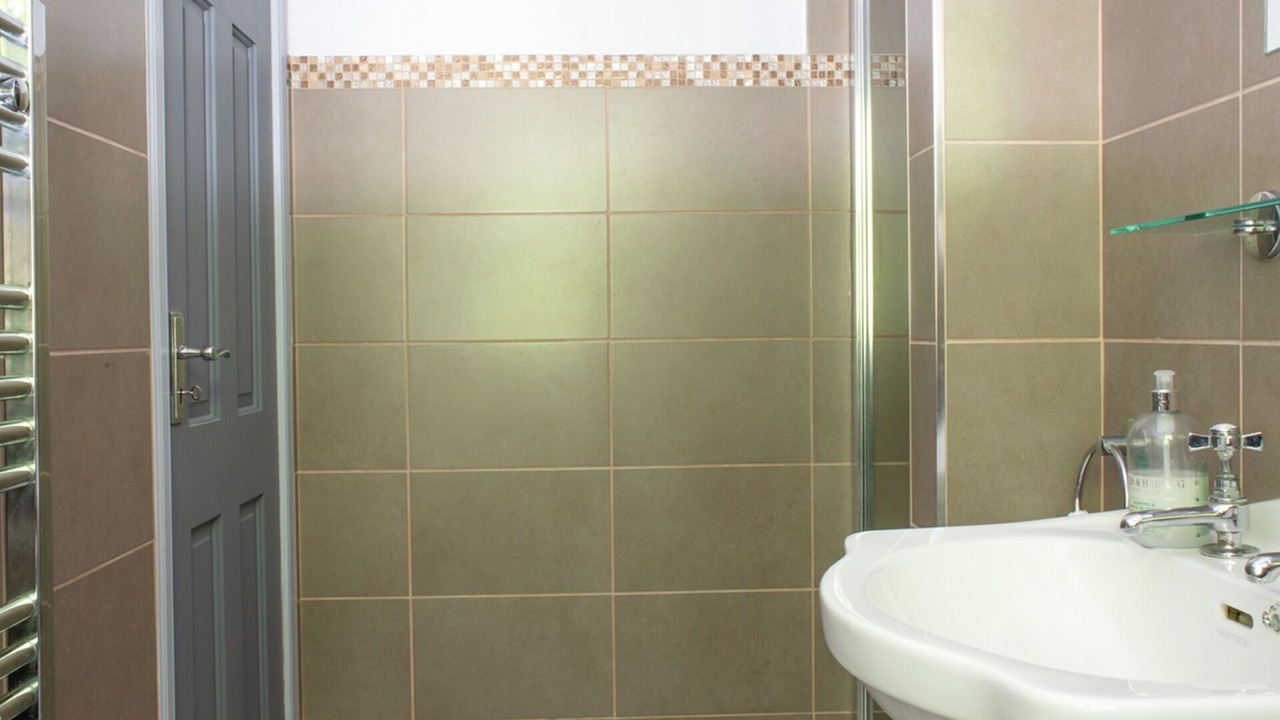 Photo of Bathroom in Dunvegan