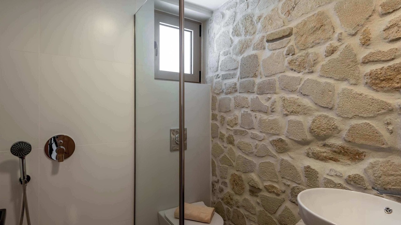 Photo of Bathroom in Kaliviani