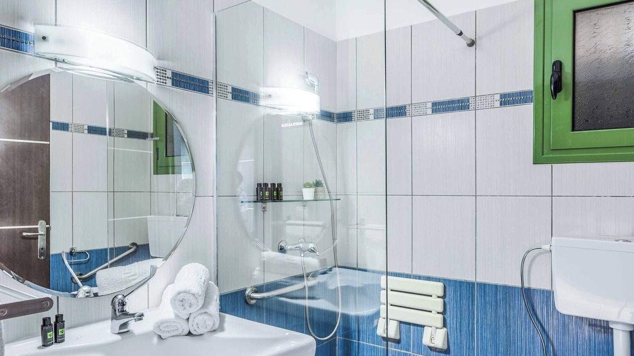 Photo of Bathroom in Makriotika