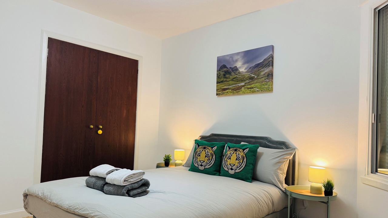 Photo of Bedroom in Tollcross