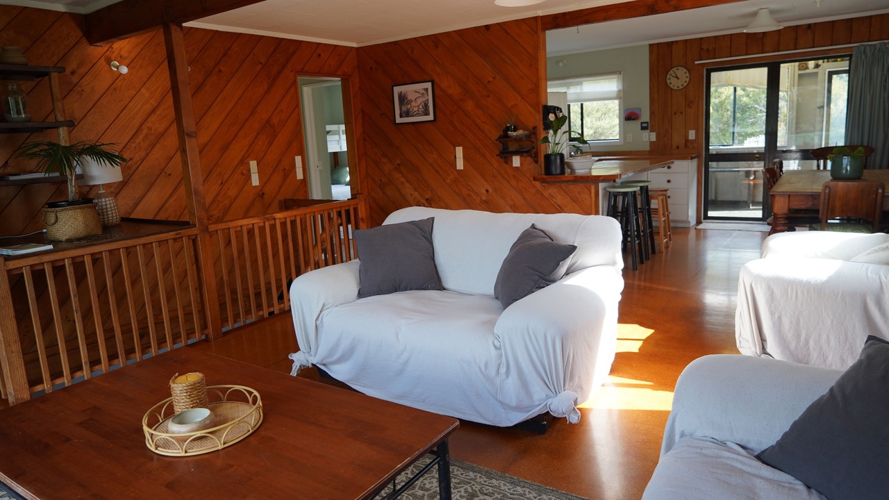 Photo of Livingroom in Great Barrier Island
