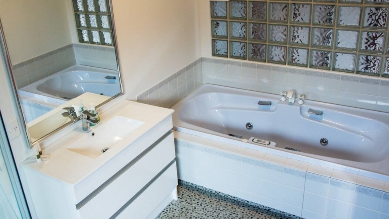 Photo of Bathroom in Te Anau