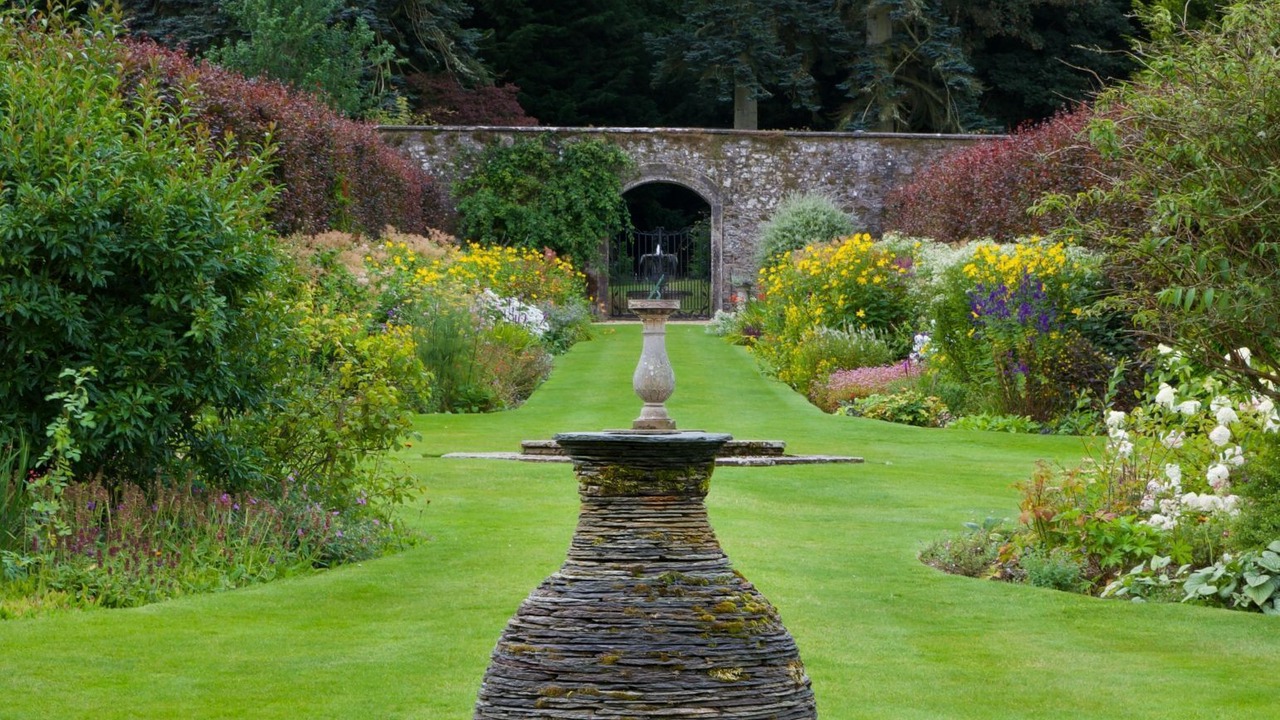 Photo of Others in Peebles