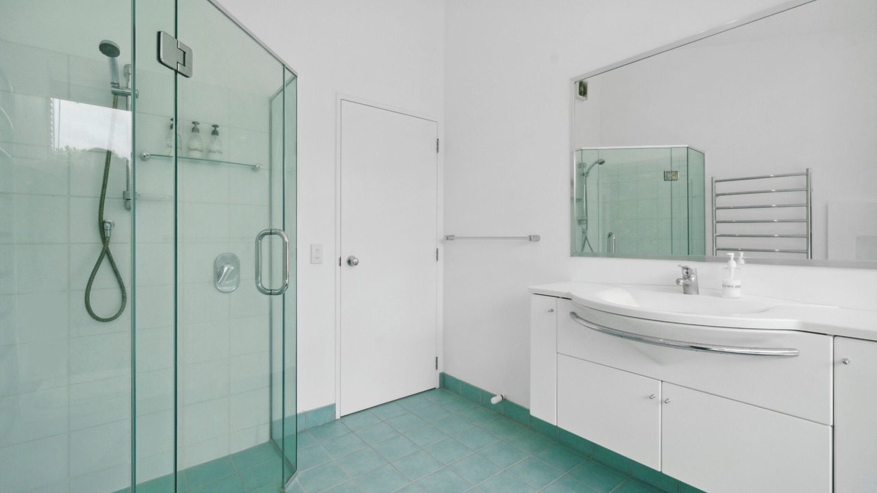 Photo of Bathroom in Waikanae