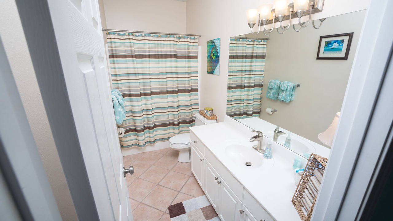 Photo of Bathroom in Crystal Shores