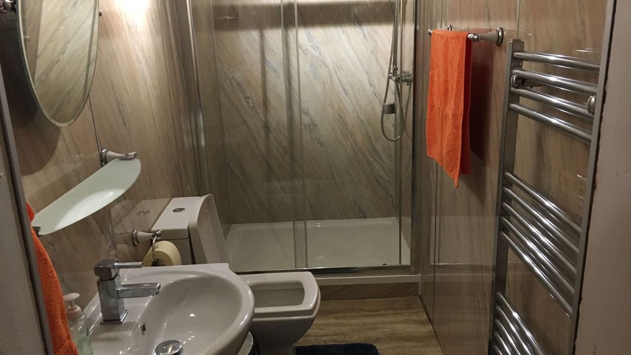 Photo of Bathroom in Tollcross