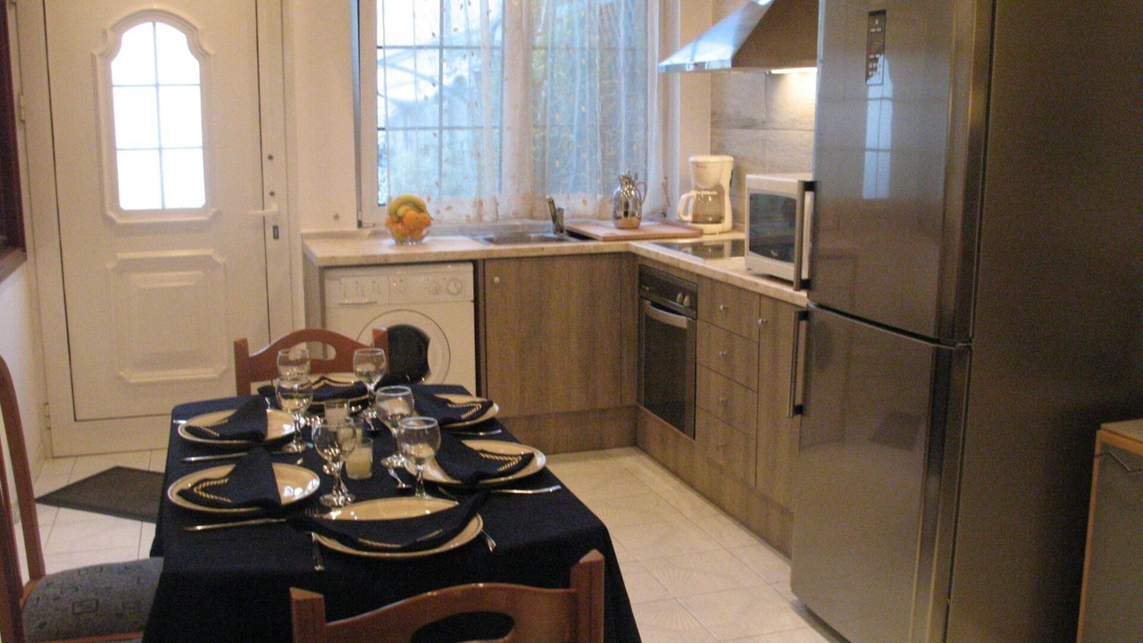 Photo of Kitchen in Keratsini-Drapetsona