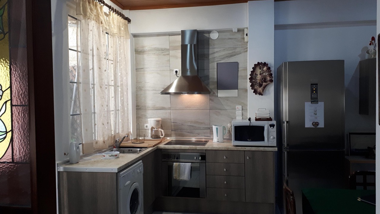 Photo of Kitchen in Keratsini-Drapetsona