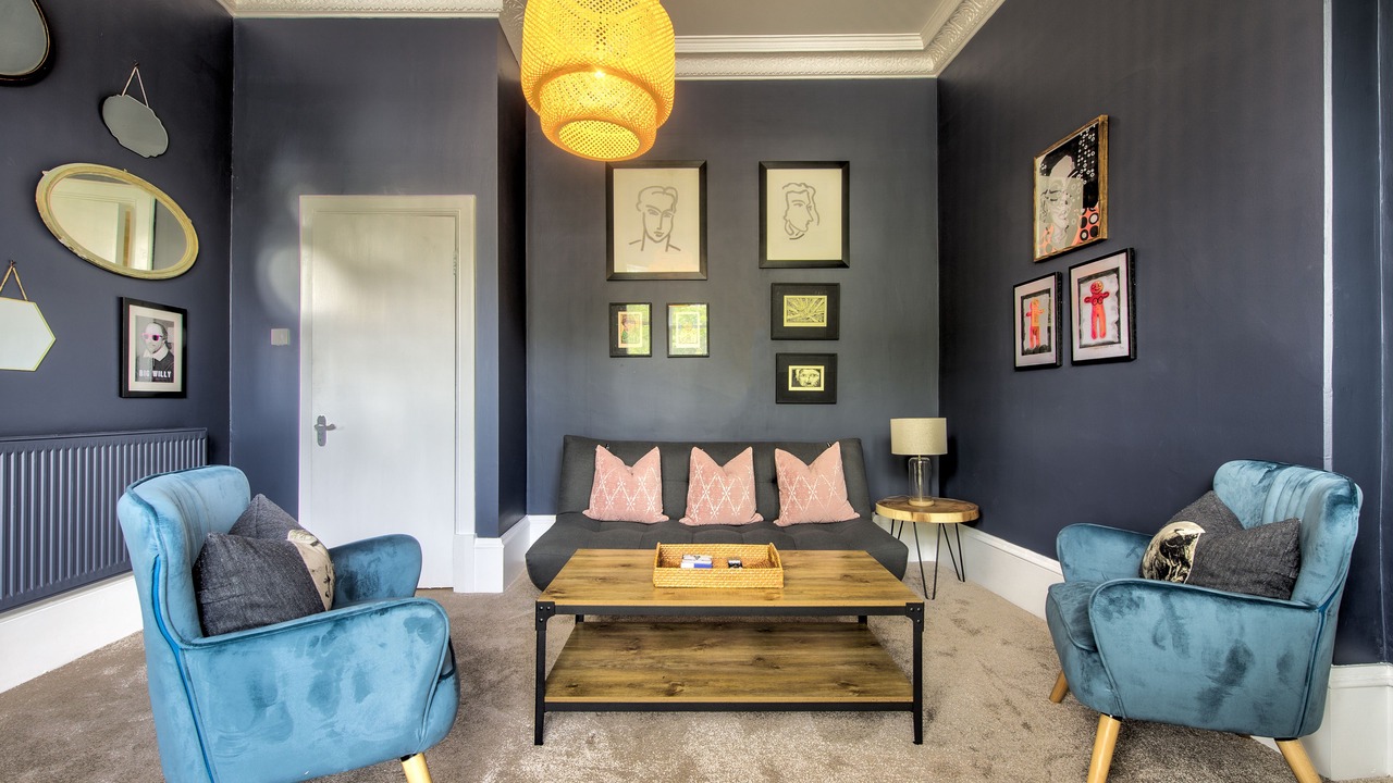 Photo of Livingroom in Glasgow Westend