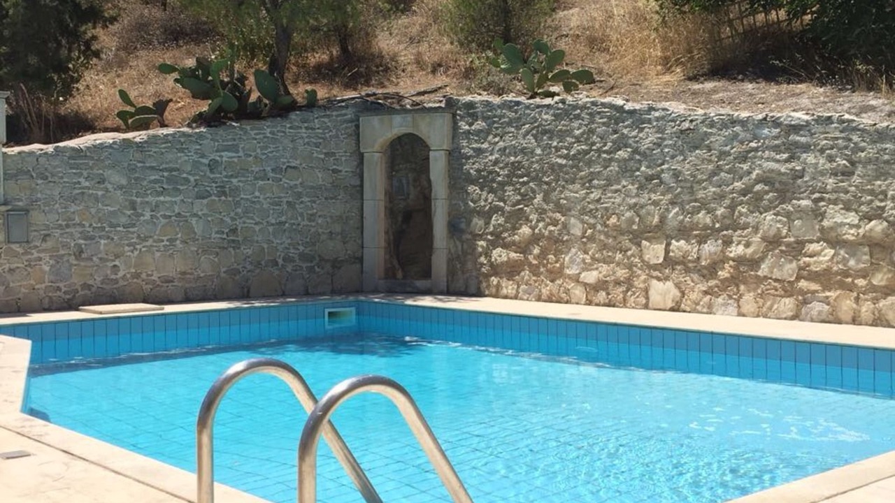 Photo of Outdoor in Maladhes
