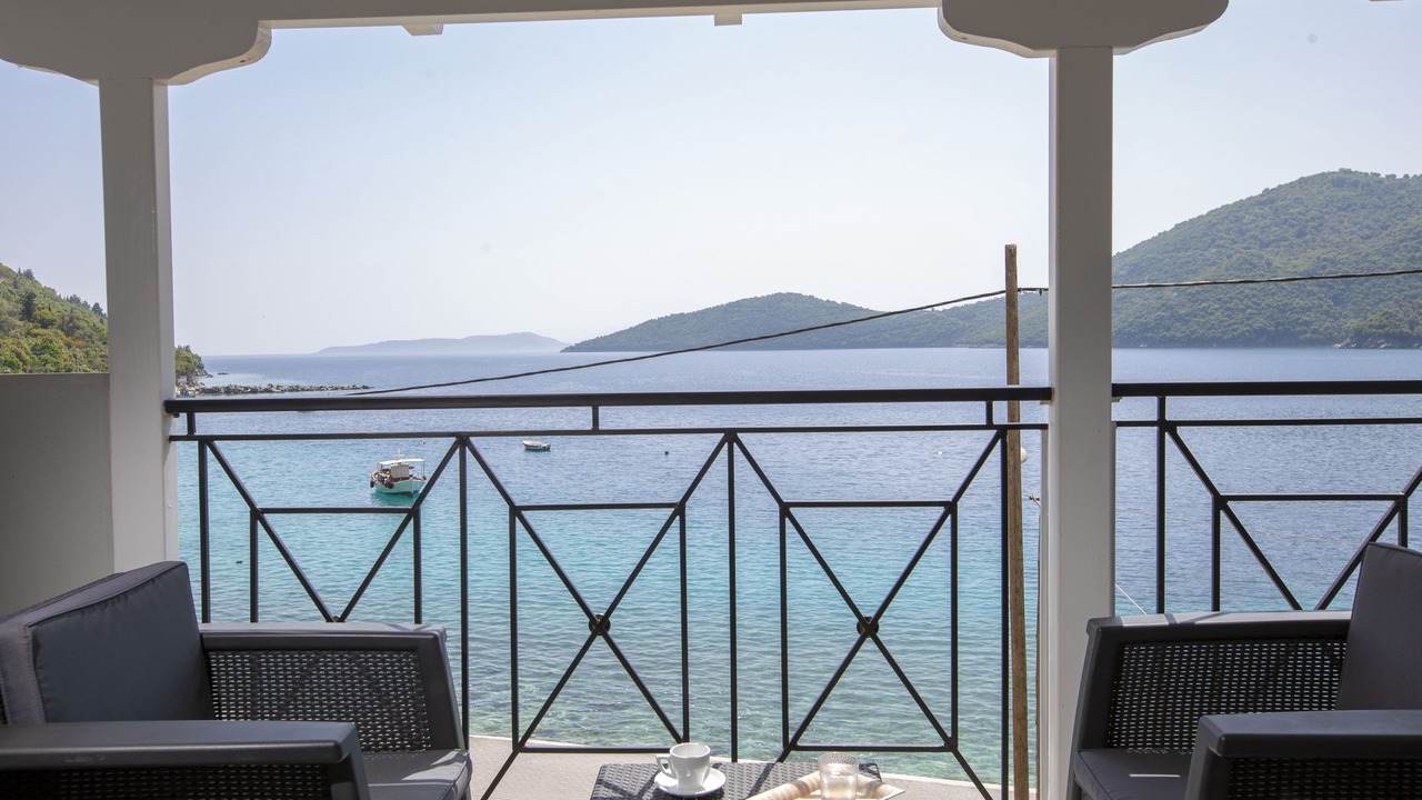 Photo of Patio Balcony in Mikros Gialos