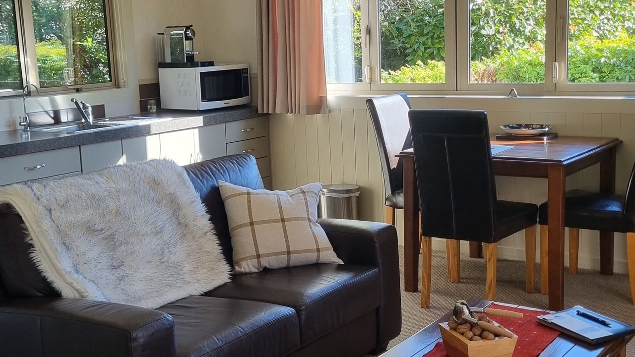 Photo of Livingroom in Lowburn