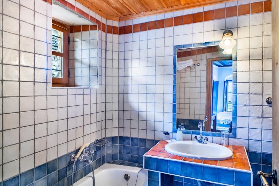 Photo of Bathroom in Papigo