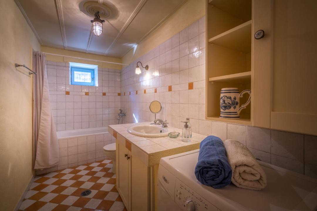 Photo of Bathroom in Kallithea