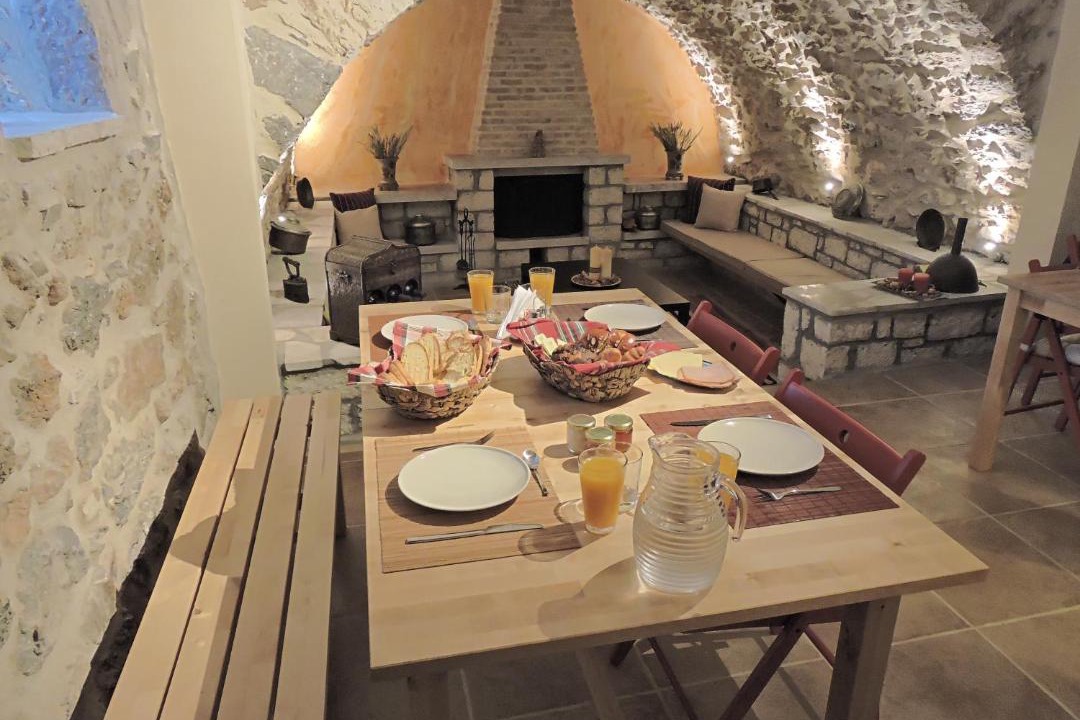 Photo of Kitchen in Trikolonoi