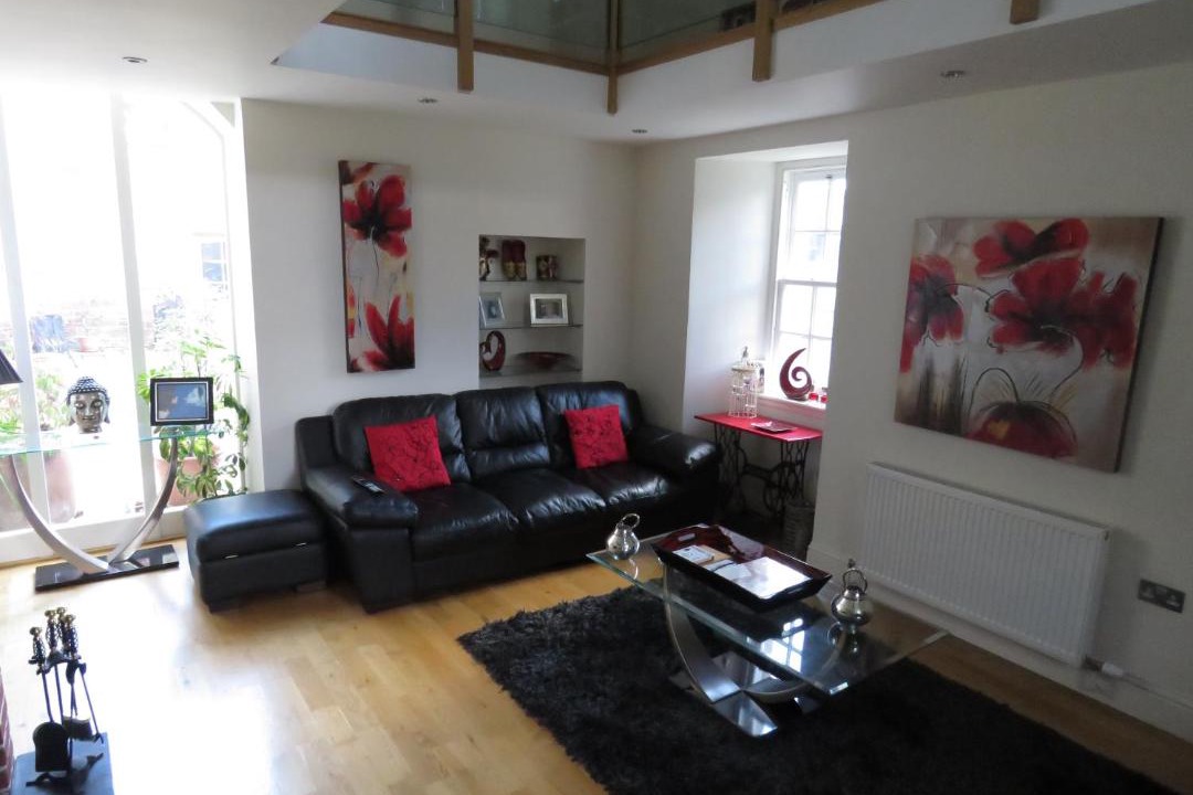 Photo of Livingroom in Melrose