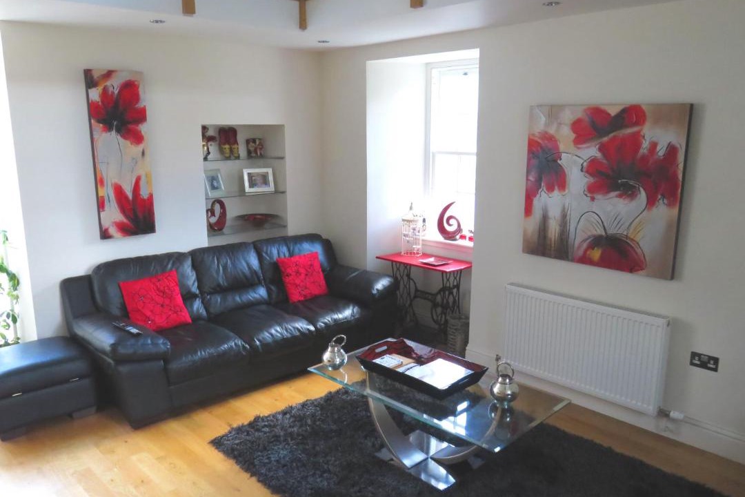 Photo of Livingroom in Melrose