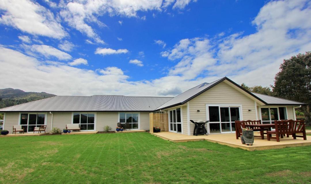 Photo of Buildings in Coromandel