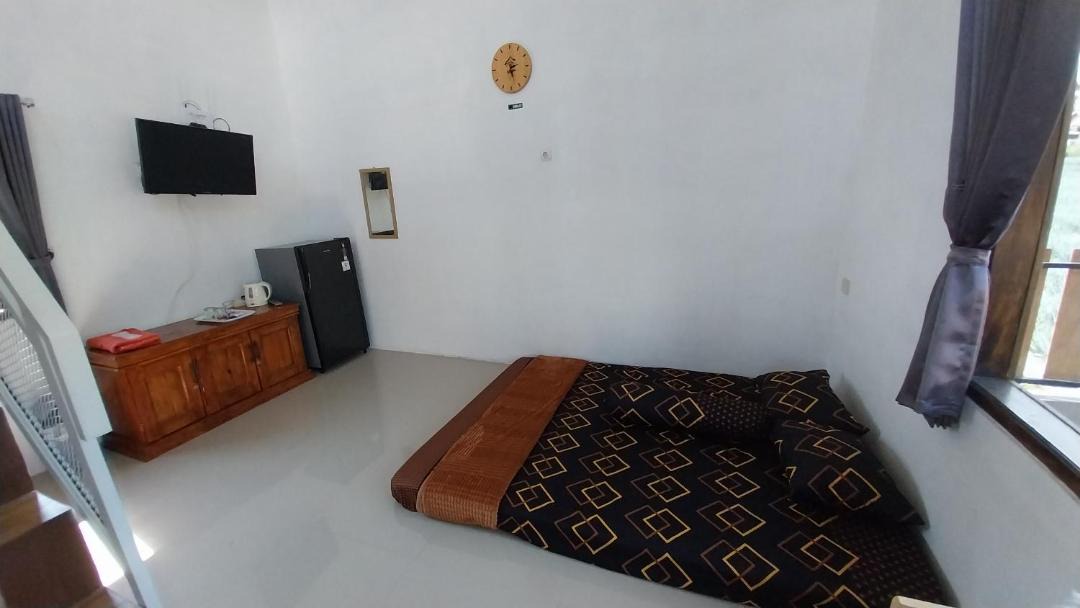 Photo of Others in Linggajati