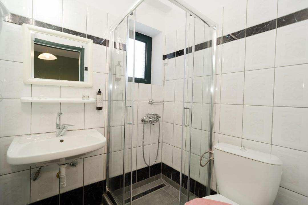 Photo of Others in Souli