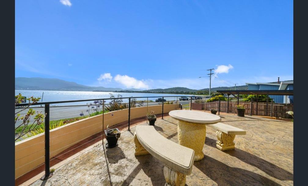 Photo of Patio Balcony in Howrah