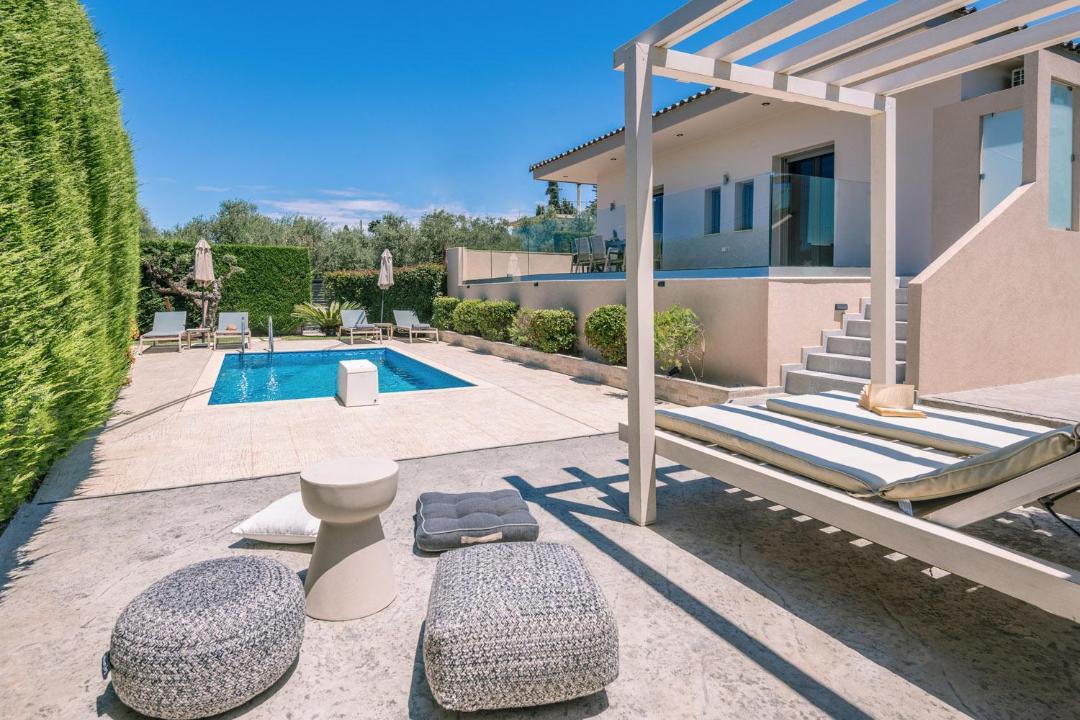 Photo of Others in Planos