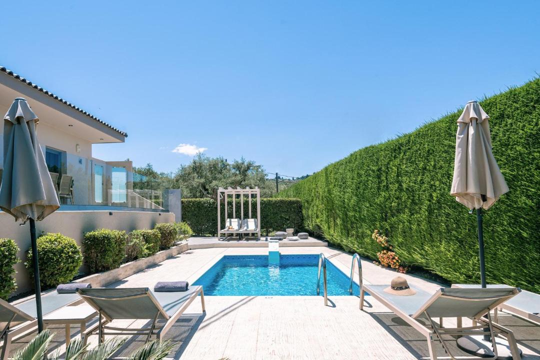 Photo of Others in Planos