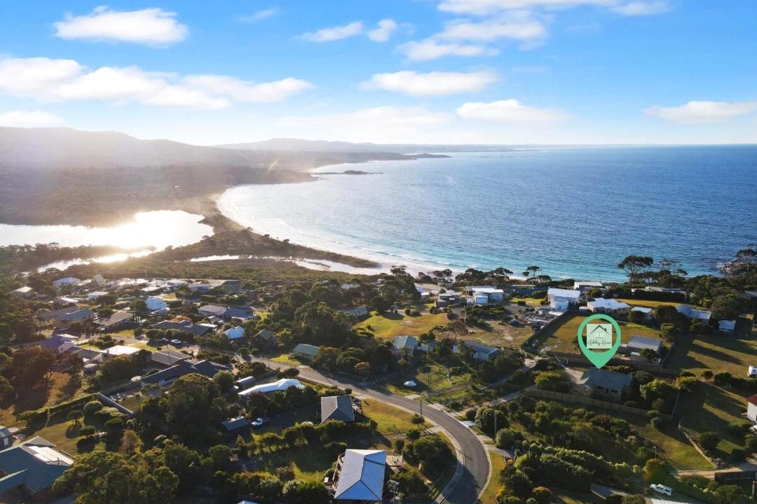 Photo of Others in Binalong Bay