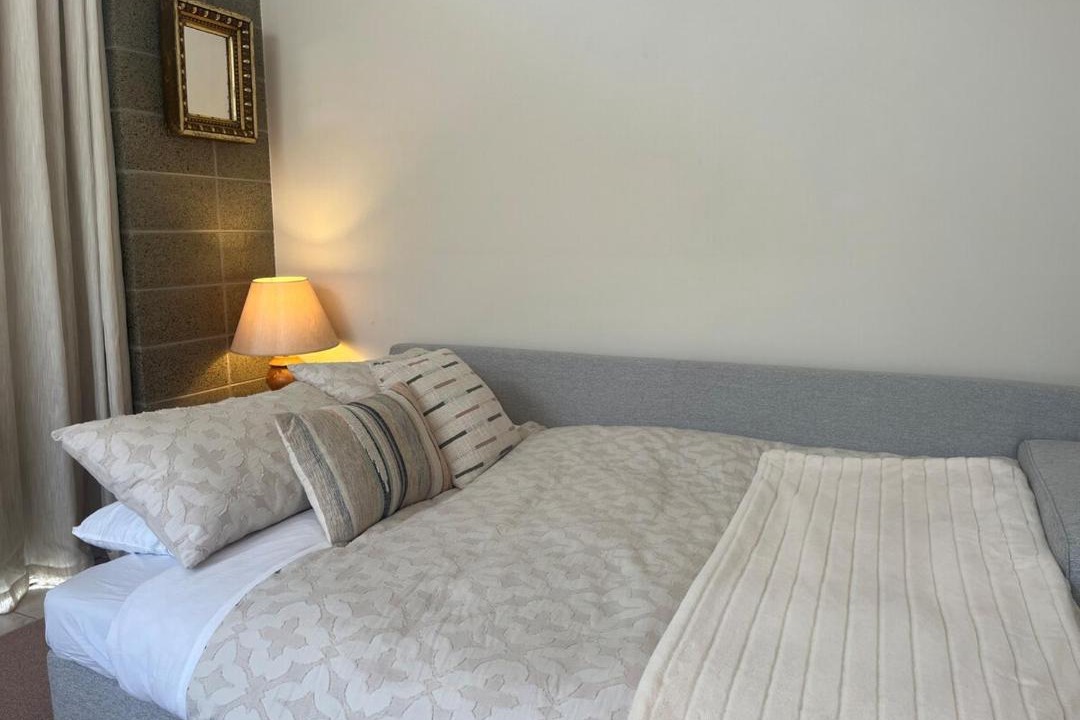 Photo of Bedroom in Albert Town
