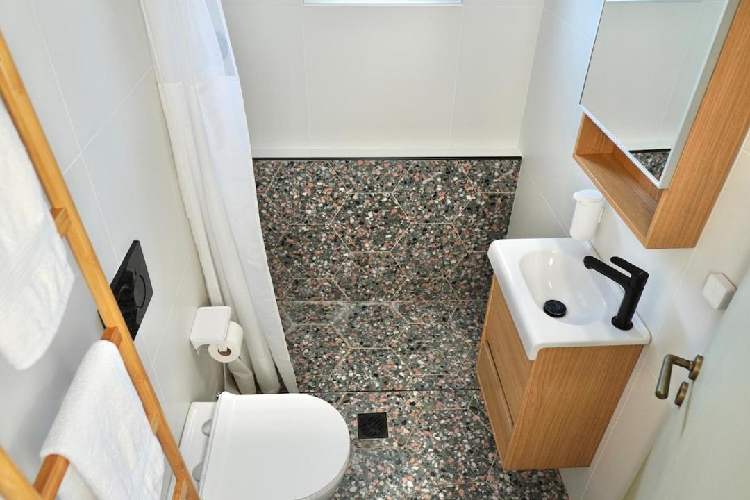Photo of Bathroom in Amarinthos