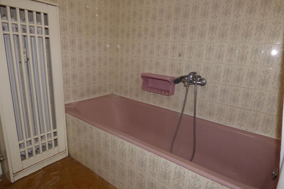 Photo of Bathroom in Pasalimani