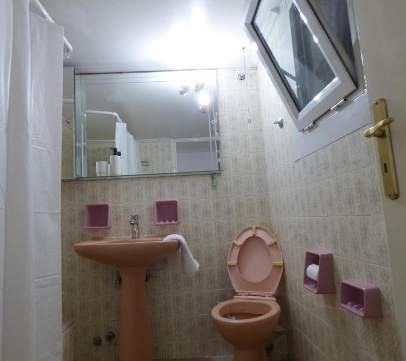 Photo of Bathroom in Pasalimani