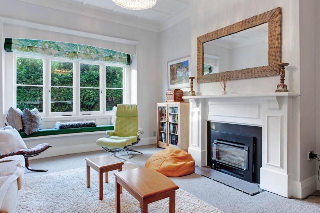 Photo of Livingroom in Birkenhead