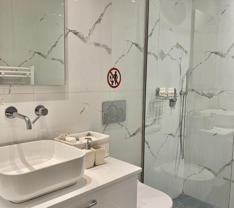 Photo of Bathroom in Kerameikos