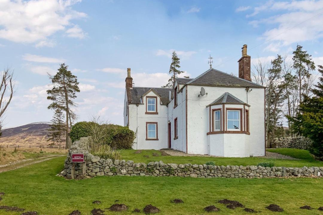 Photo of Others in Kirriemuir