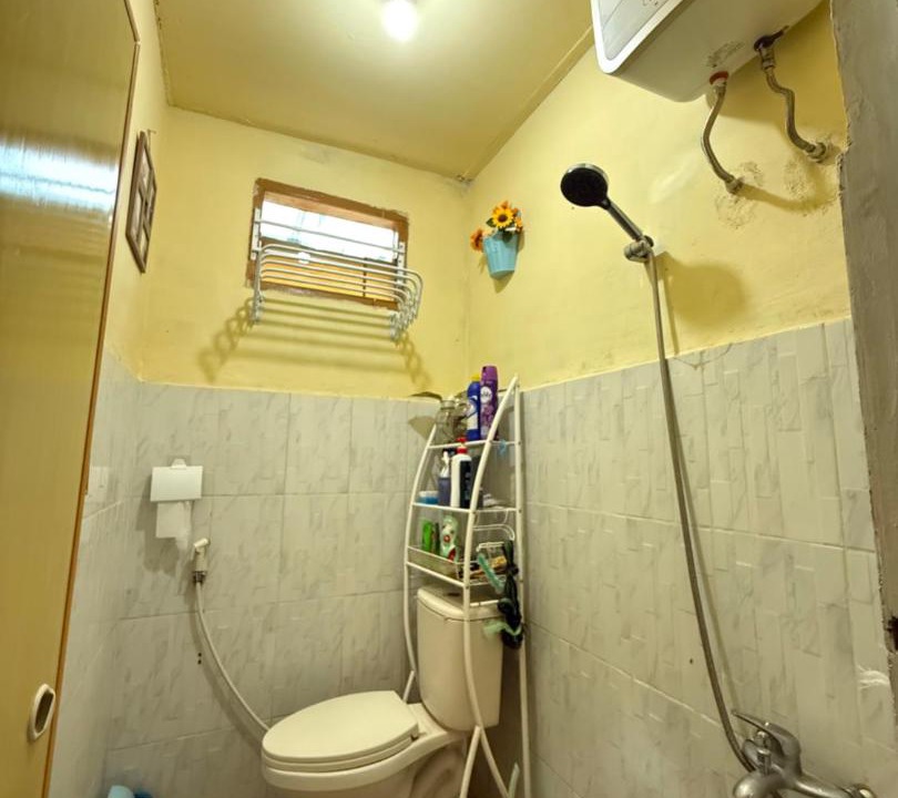 Photo of Bathroom in Parmonangan