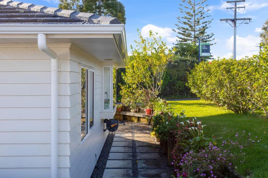 Photo of Others in Te Atatu Peninsula
