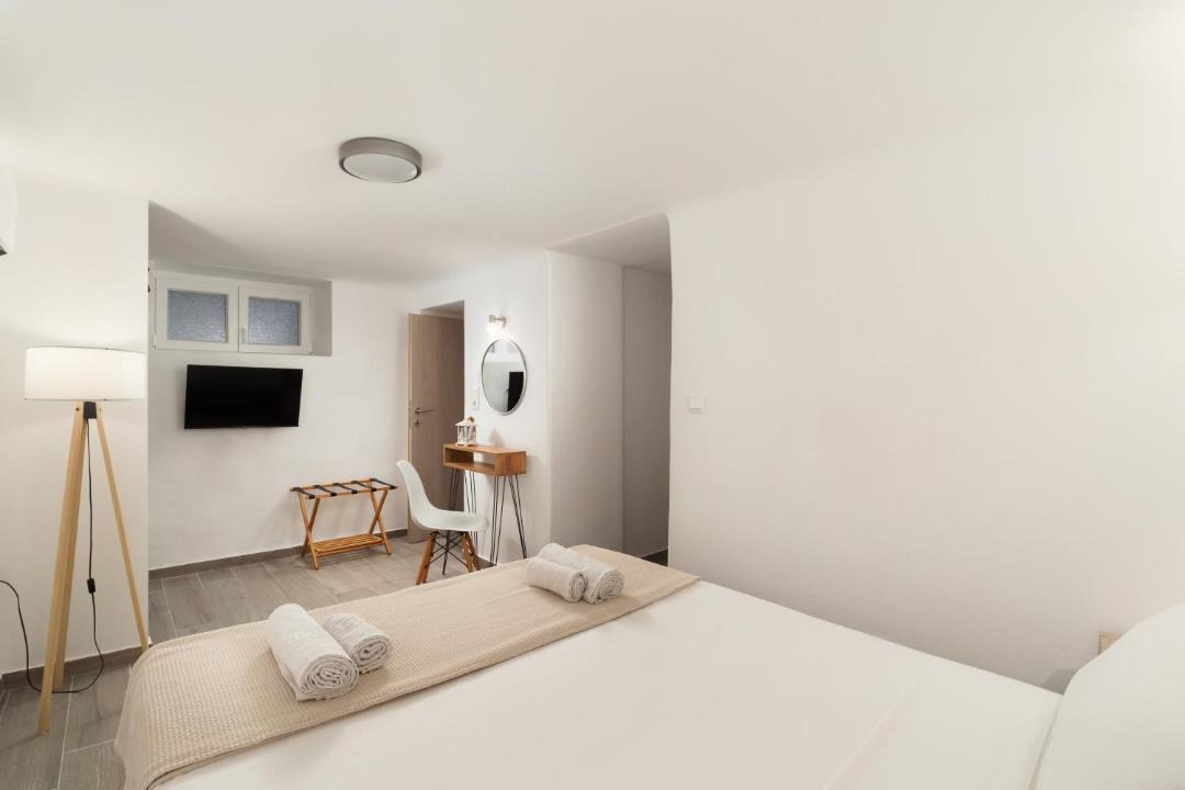 Photo of Others in Paleopolis