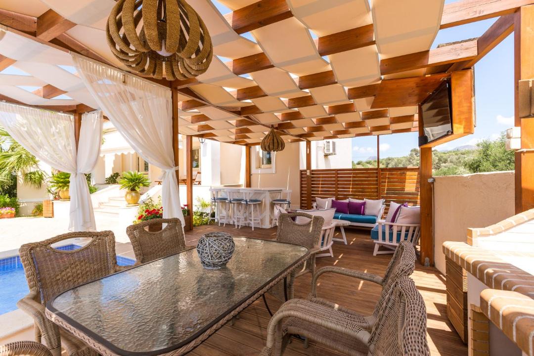 Photo of Patio Balcony in Roumeli