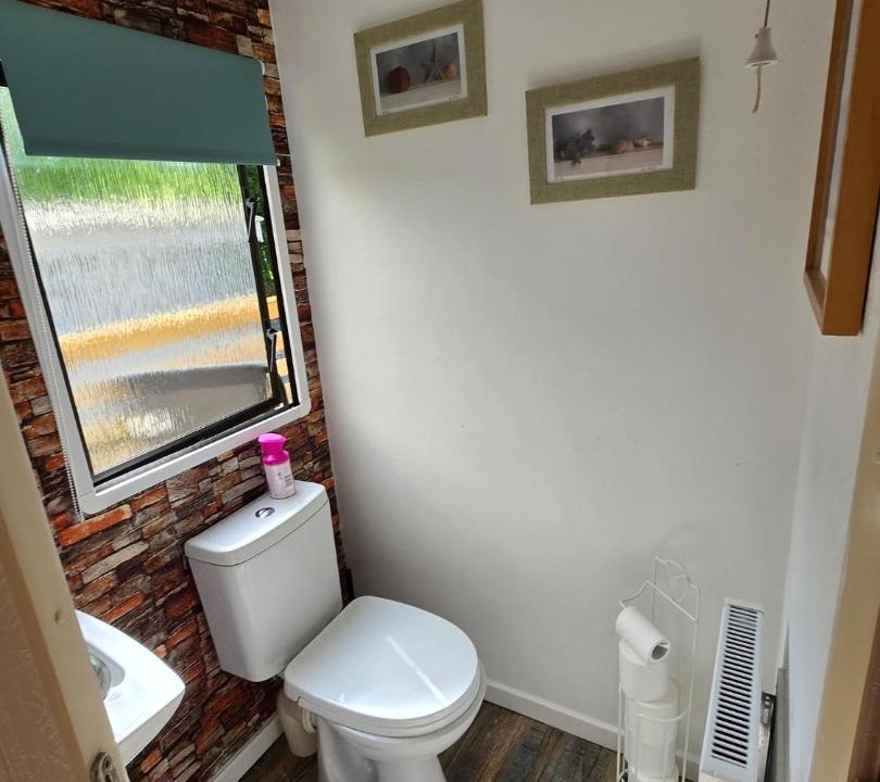 Photo of Bathroom in Girvan