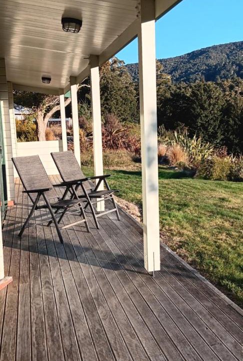 Photo of Others in Manapouri
