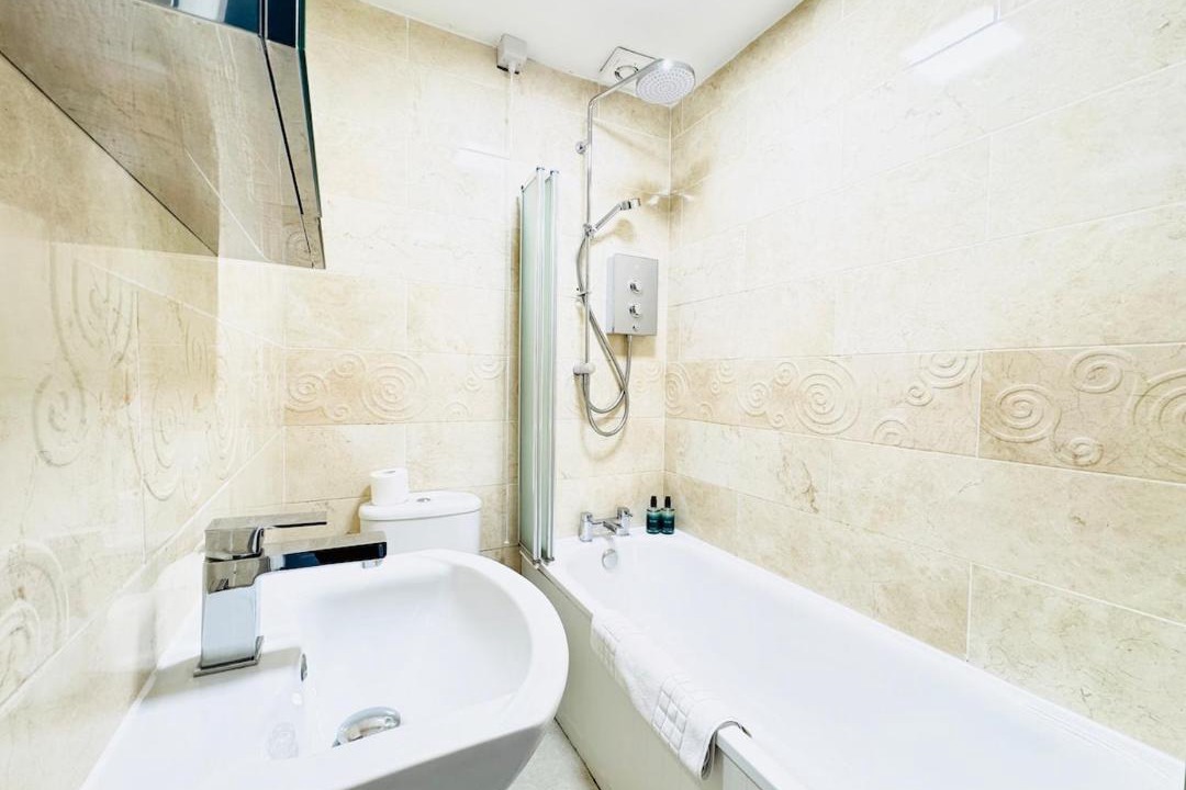 Photo of Bathroom in Tollcross