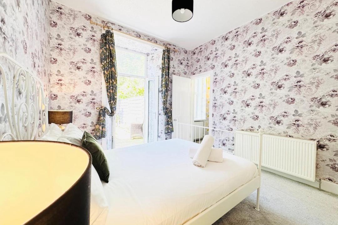 Photo of Bedroom in Tollcross