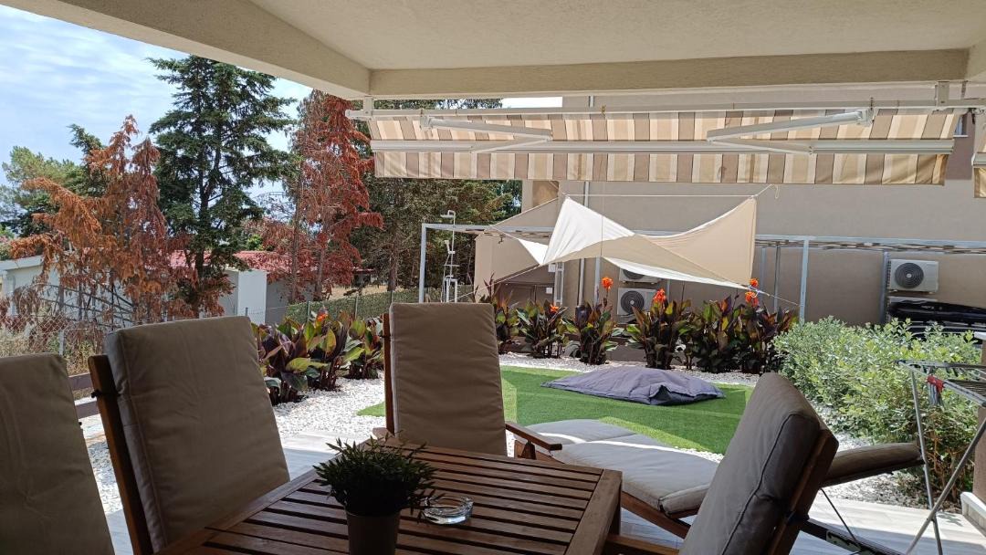Photo of Patio Balcony in Lefkippos